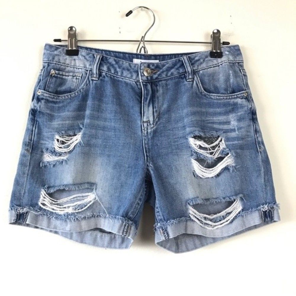 Kensie Ripped Distressed Denim Jean Shorts Size 26 Roll Up Boho - Picture 2 of 9